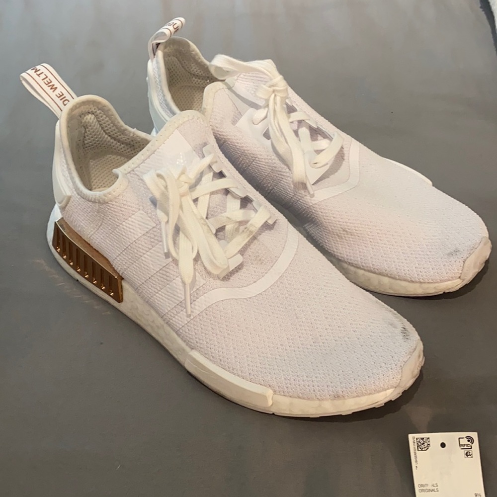 Adidas Women’s White Copper Metallic Sneakers